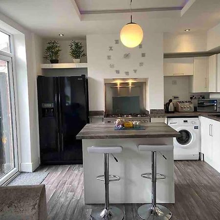 2 Bed Sleeps 6 Beach Retreat St Annes On Sea Villa Lytham St Annes Luaran gambar