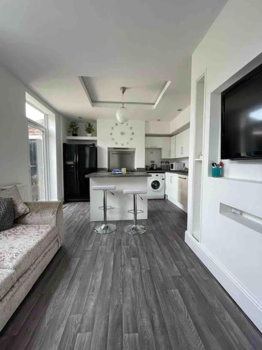 2 Bed Sleeps 6 Beach Retreat St Annes On Sea Villa Lytham St Annes Luaran gambar